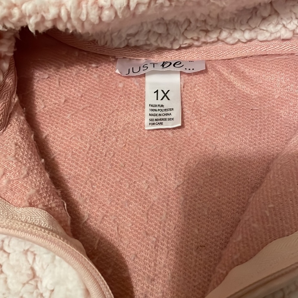 Super cute and cozy - Picture 2 of 4